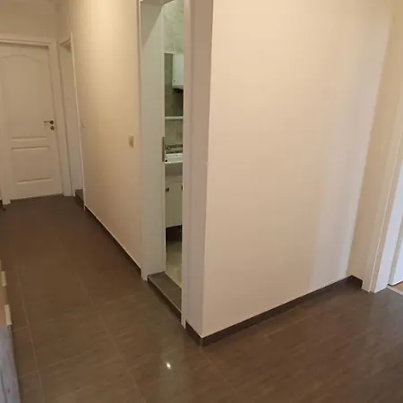 Lux * Varna