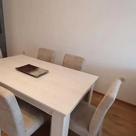 Apartament Lux *